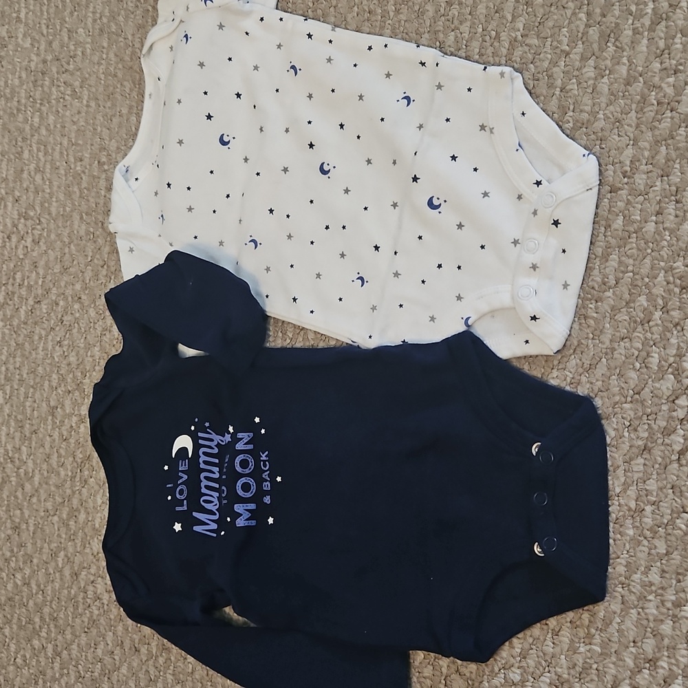 Carter's Outfit Bundle - Picture 10 of 11